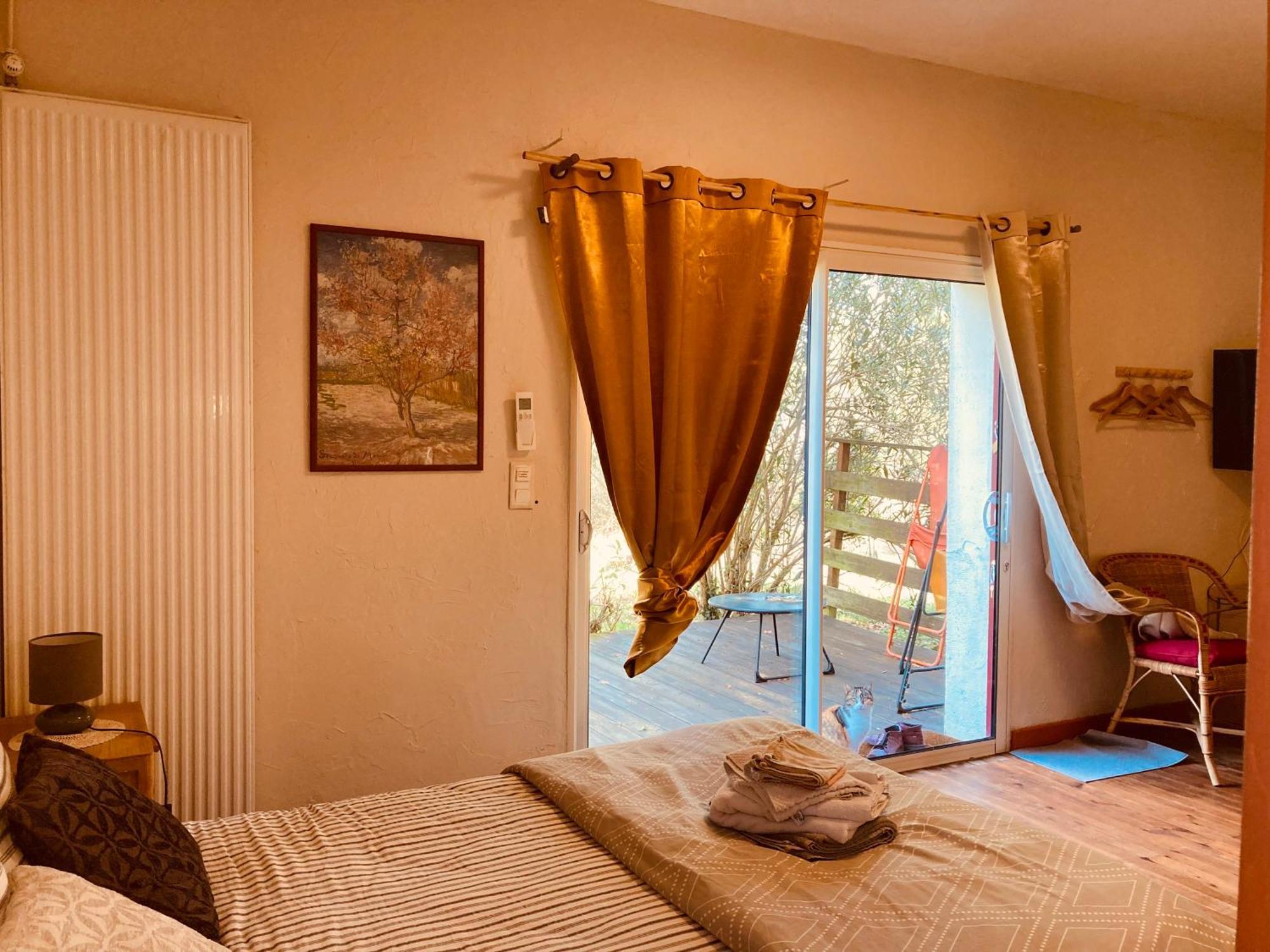 Metairie De Moutiques Villa Cazaubon Exteriör bild